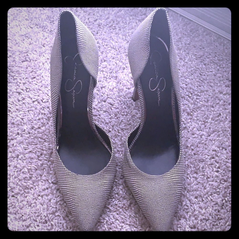 Jessica Simpson Pumps